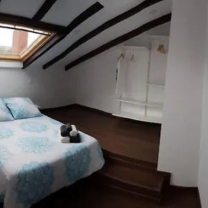 Aptos Cama Del Rey Ideal Parejas Apartamento Santander